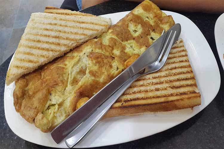 Omelette egg