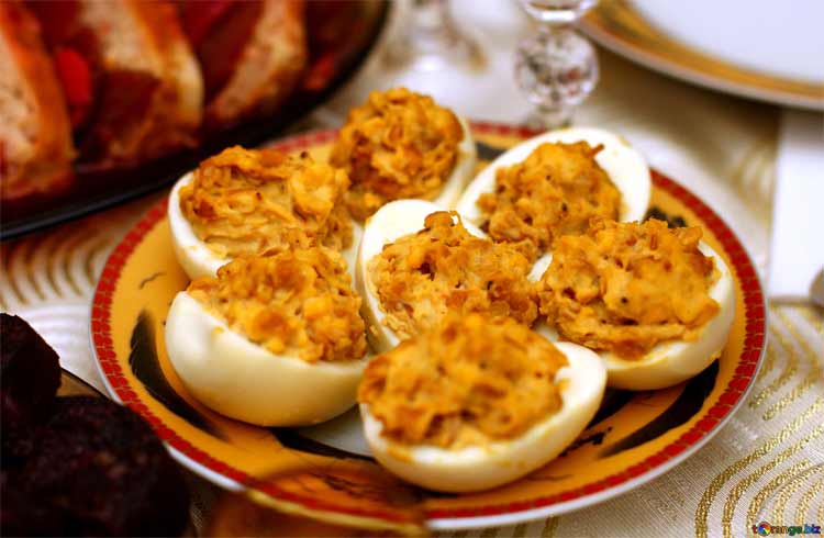Stuffed Pitas eggs