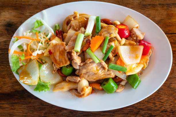 Pad See Ew Vs. Pad Kee Mao: A Delectable Duel of Thai Noodle Dishes